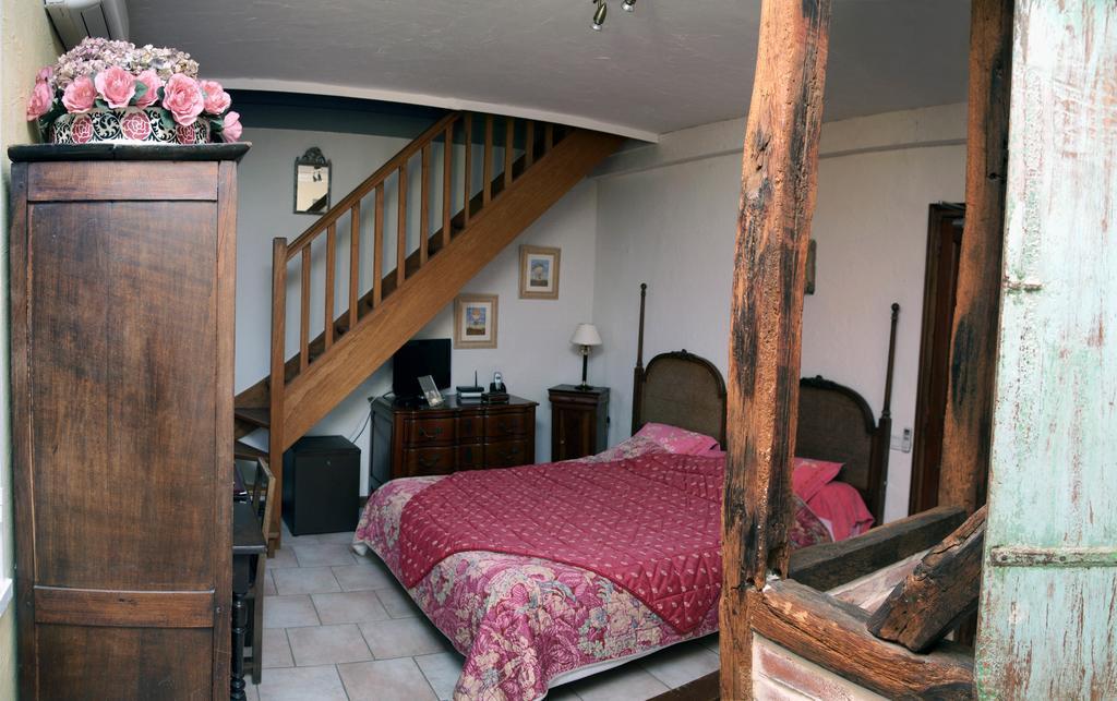 Le Moulin D'Hauterive Saint-Gervais-en-Vallière Buitenkant foto